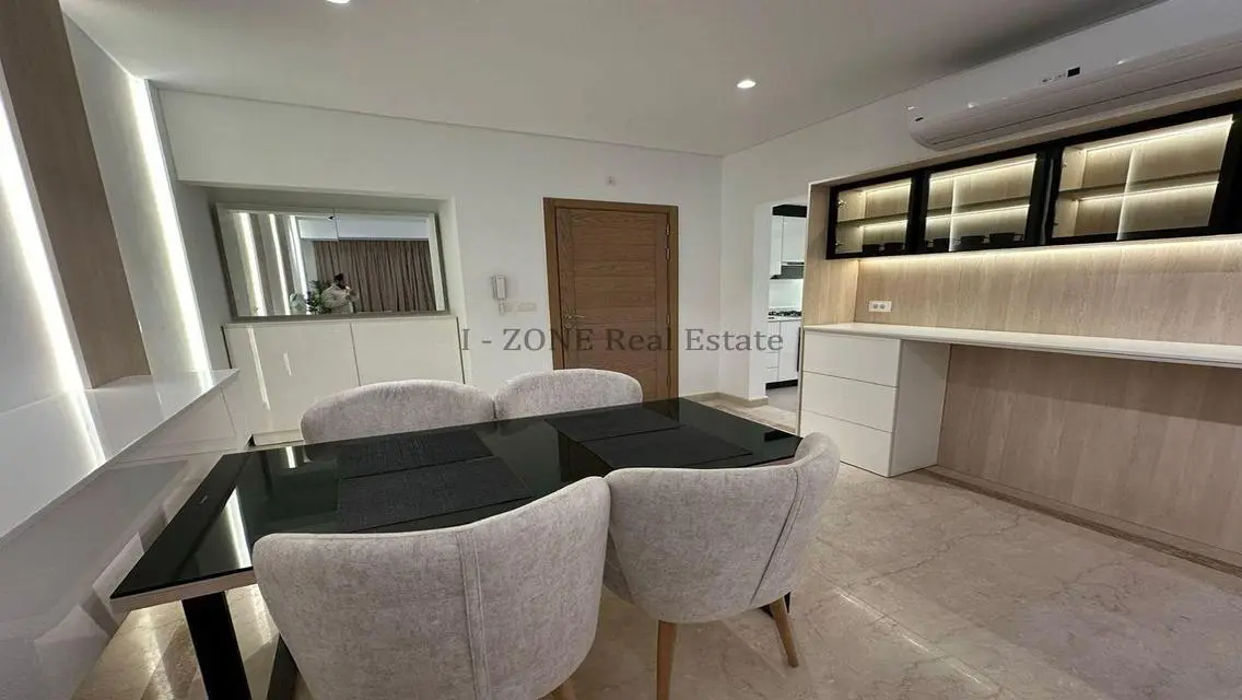 Stunning Apartment in I-ZONE with Balcony