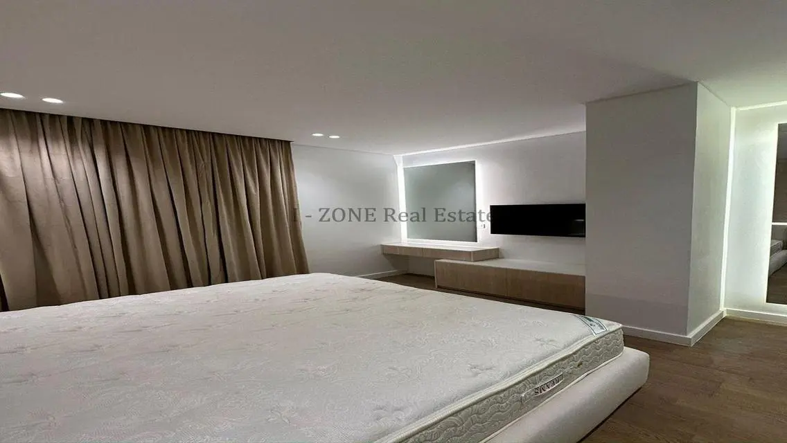 Stunning Apartment in I-ZONE with Balcony