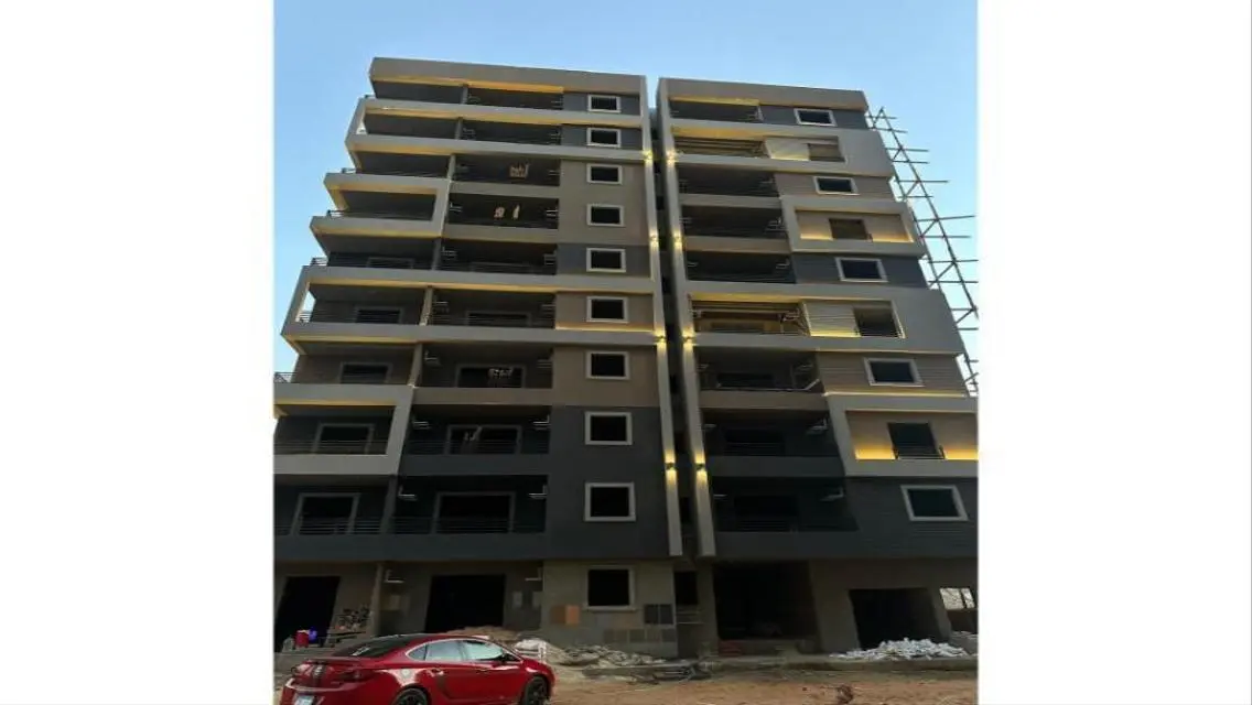 Stunning Apartment with Balcony and Great Amenities