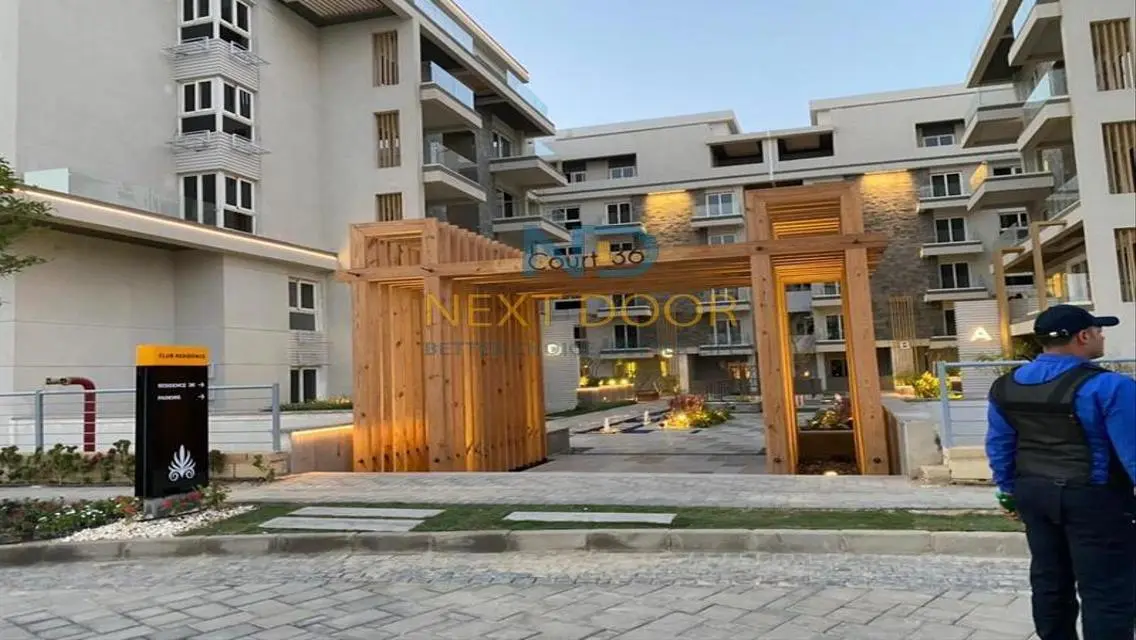 Luxury Apartment with Mountain View in iCity