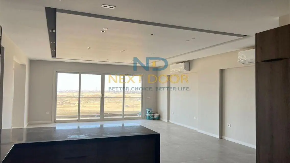 Luxury Apartment with Mountain View in iCity