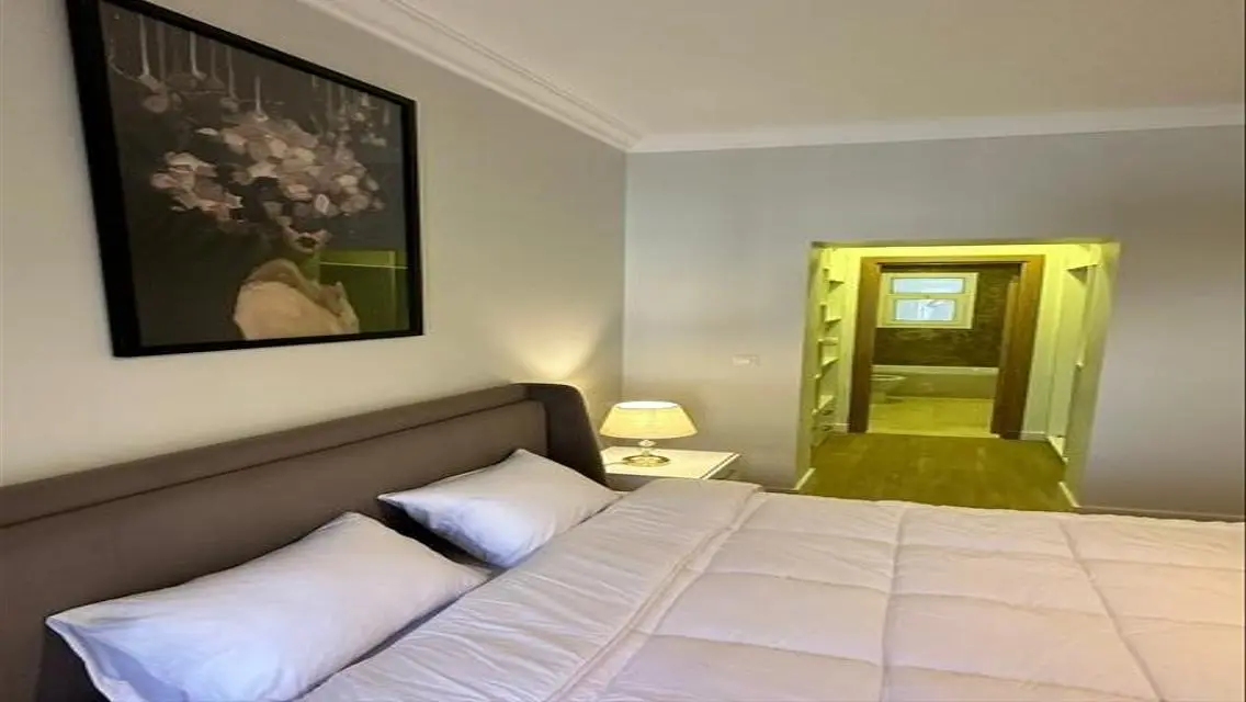 Stunning 200 Sqm Apartment with Special Discount