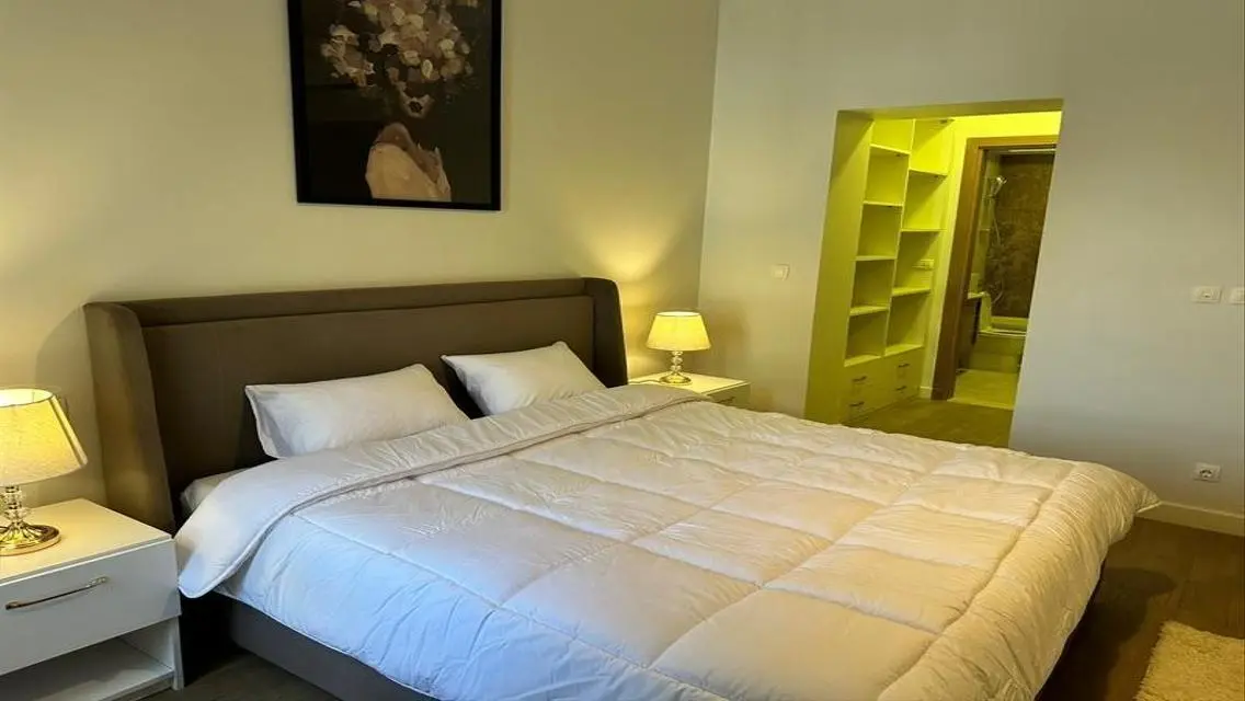 Stunning 200 Sqm Apartment with Special Discount