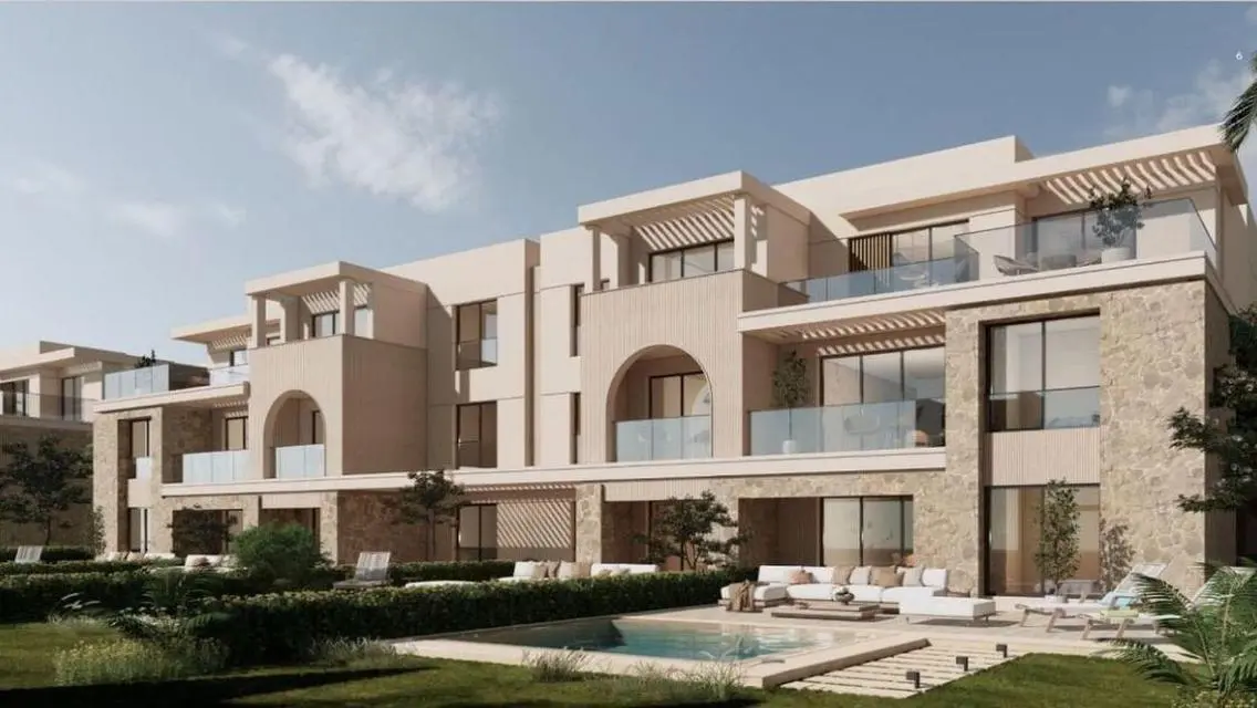 Luxury Villas with Private Garden and Security