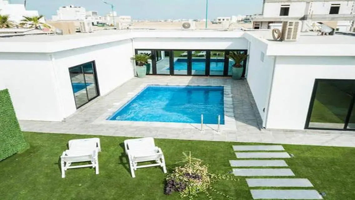 Luxury Villas with Private Garden and Security