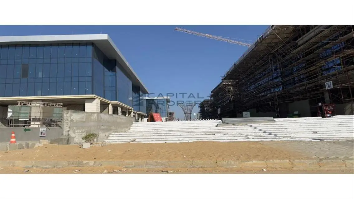 Ideal Investment Opportunity in AUC