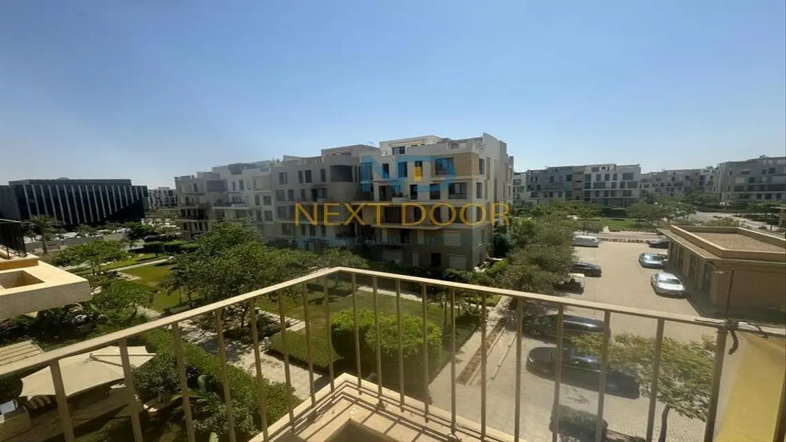 Luxury Apartment in Eastown with Ample Space