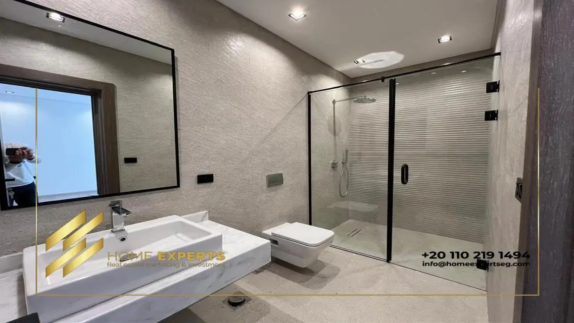 Luxury 3-Bedroom Apartment with Excellent Amenities for Sale