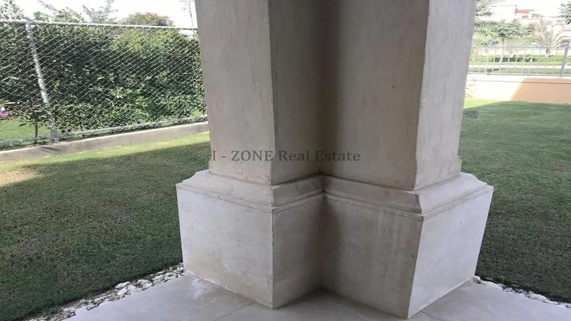 شقة فاخرة للبيع في I-Zone بمساحة 356 متر