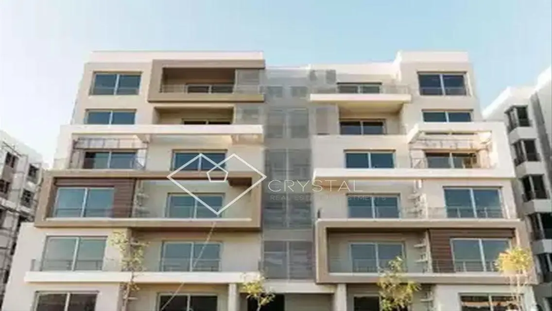 Luxury Apartment for Sale - 4 Bedrooms and 3 Bathrooms