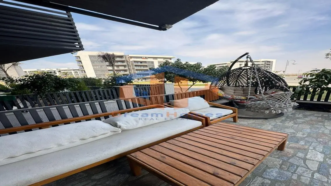 Luxury Apartment for Sale with Balcony and Private Garden