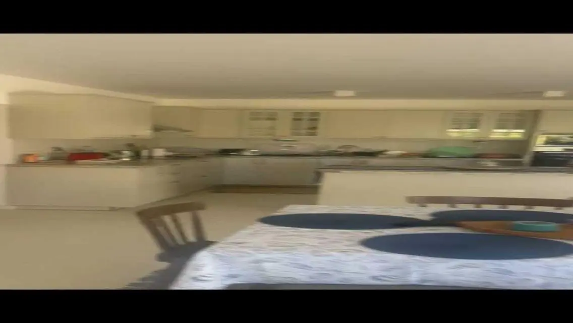 شقة فاخرة مع حديقة خاصة وإطلالة على البحيرات