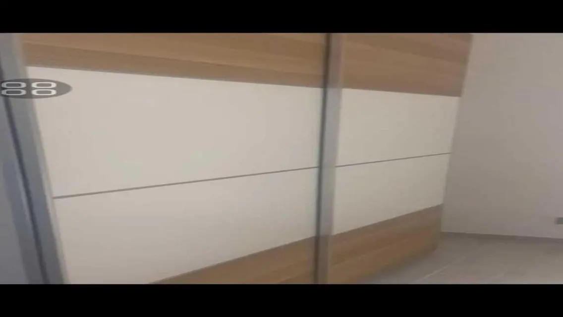 شقة فاخرة مع حديقة خاصة وإطلالة على البحيرات