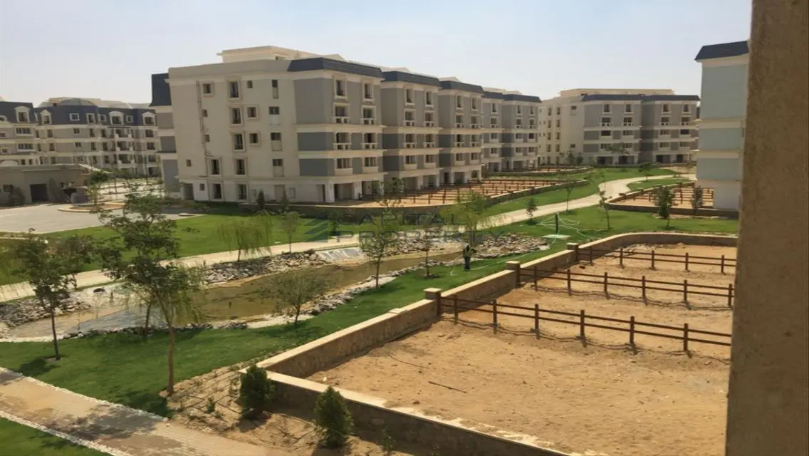 شقة رائعة للبيع في منطقة مميزة بسعر مغري