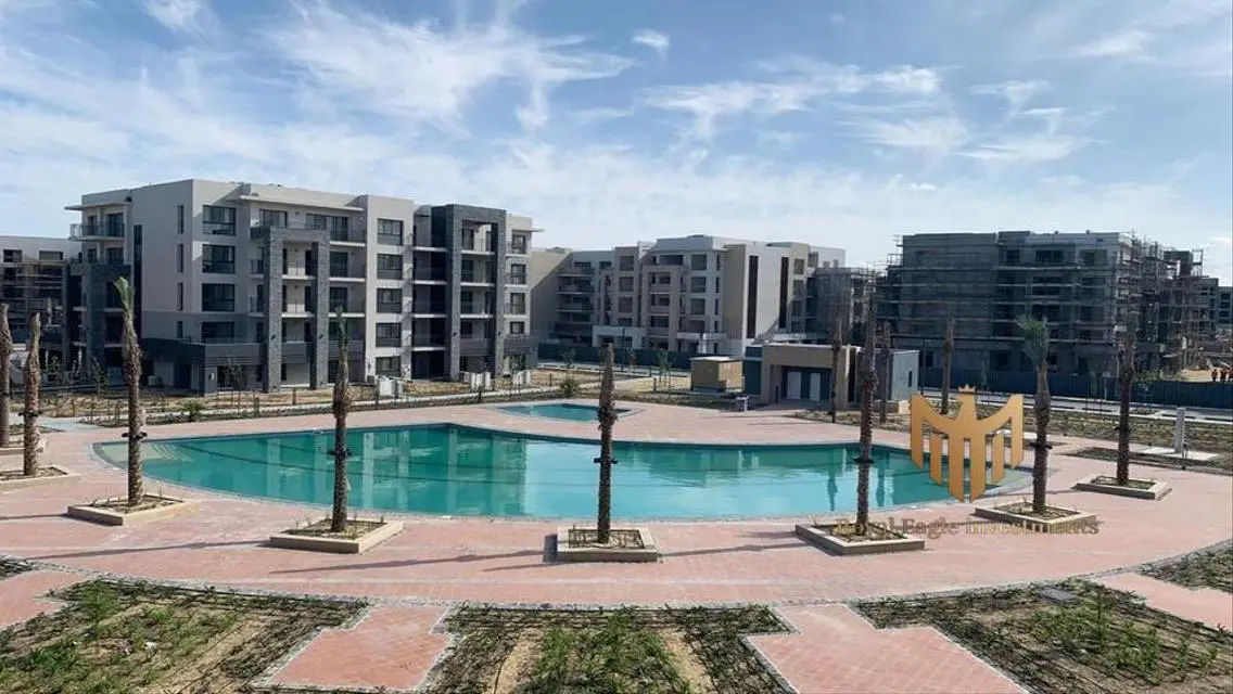 منزل رائع 3 غرف نوم مع شرفة وغرفة دراسة