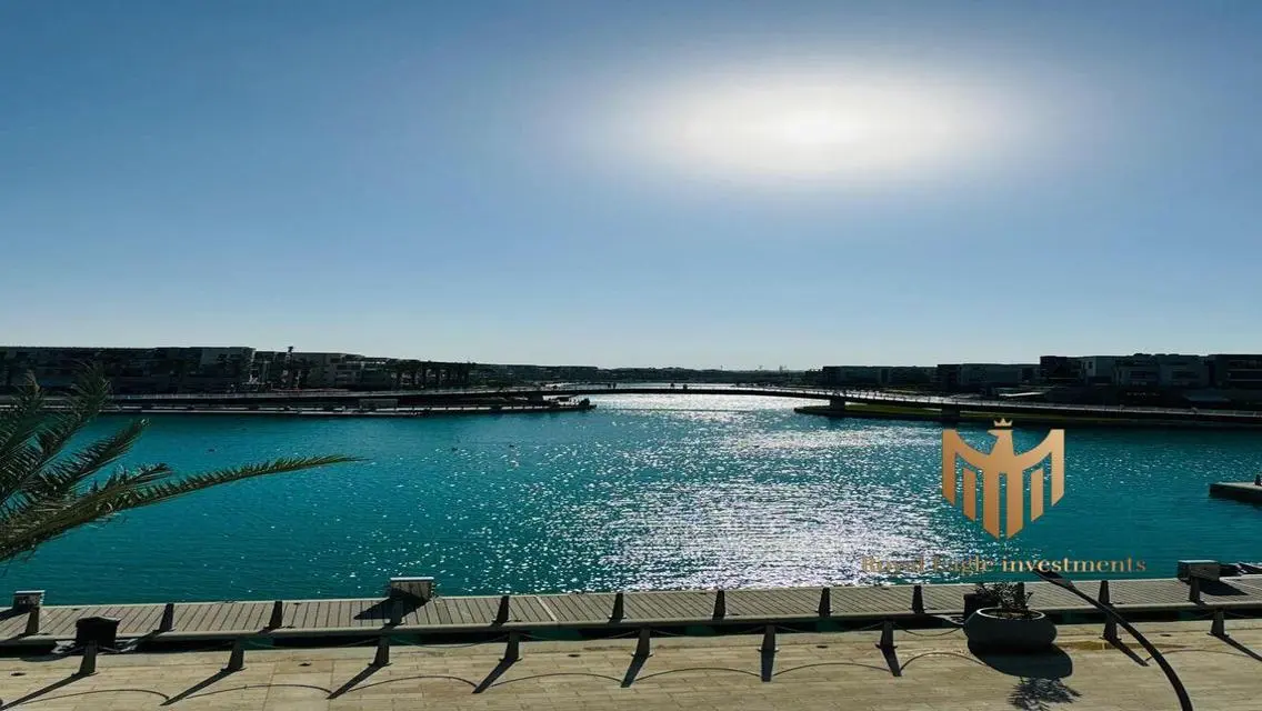 منزل رائع 3 غرف نوم مع شرفة وغرفة دراسة