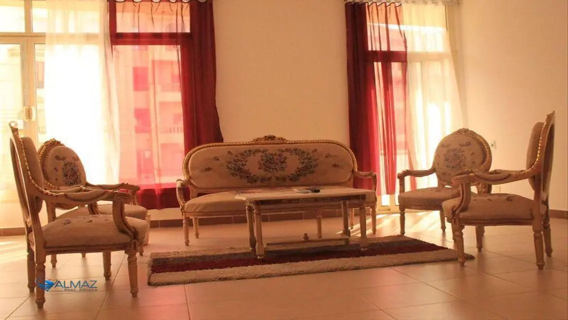 Stylish Apartment for Rent with Central Air Conditioning in the City Center