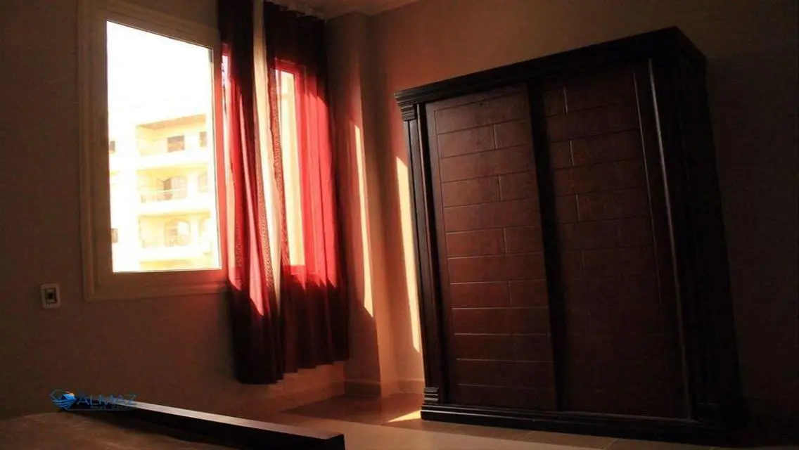 Stylish Apartment for Rent with Central Air Conditioning in the City Center
