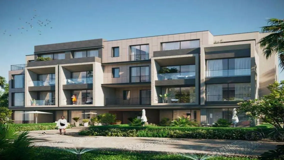 Luxurious 3-Bedroom Apartment with Stunning Lake View