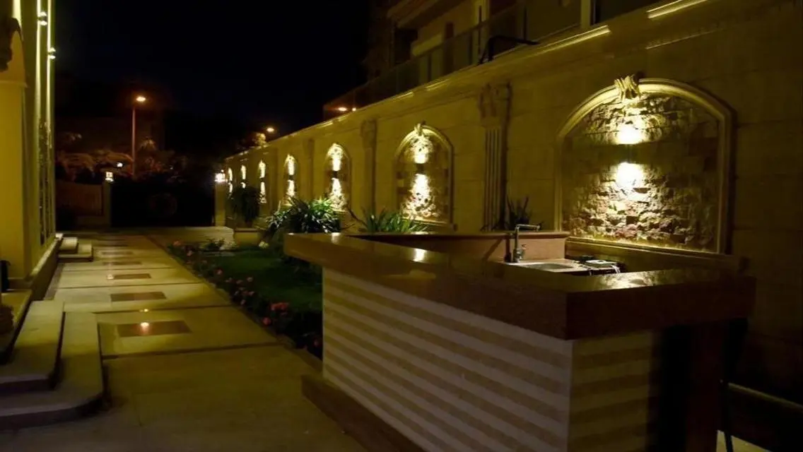 فيلا فاخرة للايجار بمساحة 275 متر