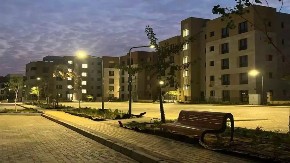 Luxury Apartment for Sale with Stunning Lake View