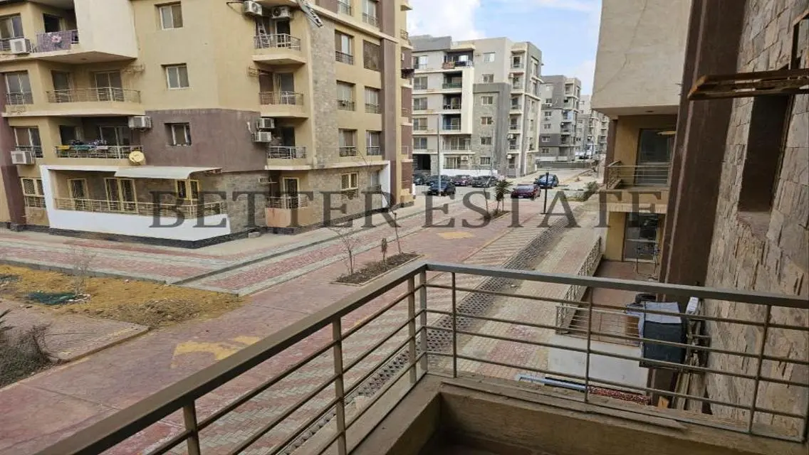 Luxury 3 Bedroom Apartment for Sale in Better Estate