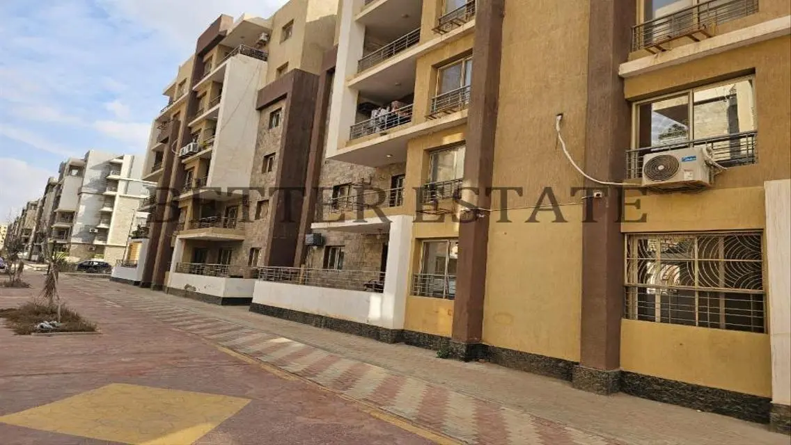 Luxury 3 Bedroom Apartment for Sale in Better Estate