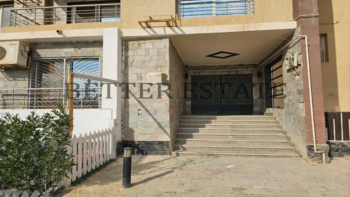 Luxury 3 Bedroom Apartment for Sale in Better Estate
