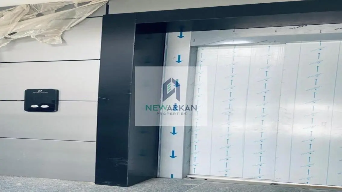 عقار بمساحة متميزة بسعر مغري