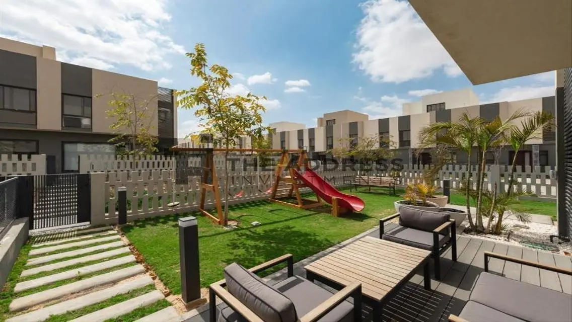 Al-Burouj Luxury Tower