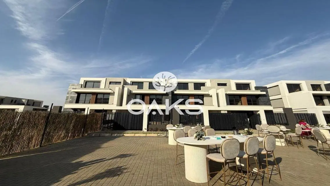 Luxurious Villa for Sale in LA Vista at 34 Million