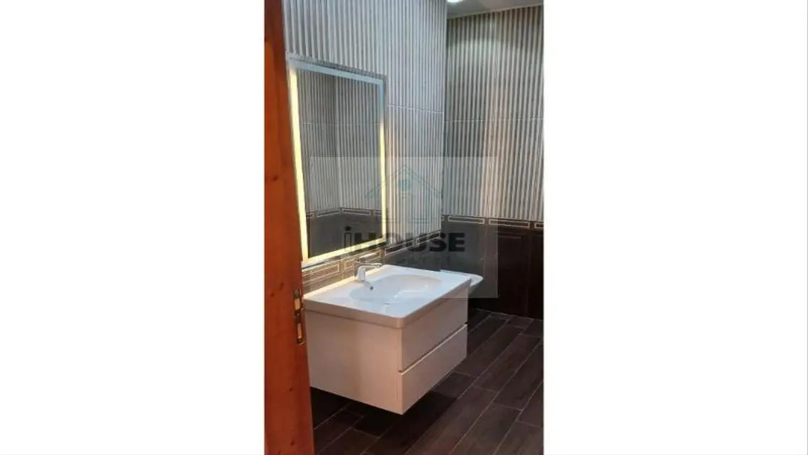 Luxurious Apartment for Sale - 280 sqm, 4 Bedrooms & 4 Bathrooms