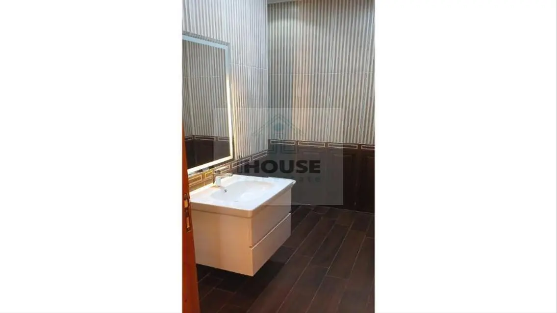 Luxurious Apartment for Sale - 280 sqm, 4 Bedrooms & 4 Bathrooms