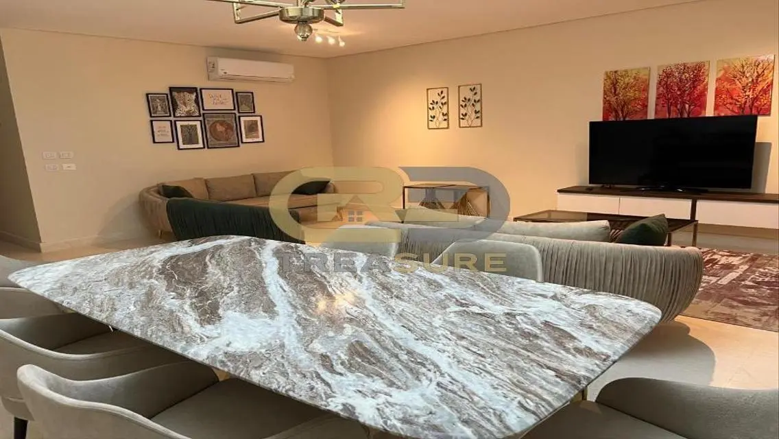 Luxury Apartment 90 Square Meters in the Heart of the City