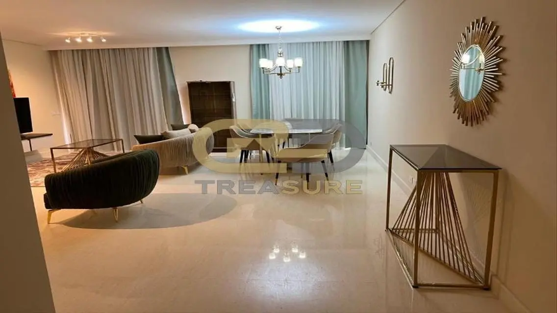 Luxury Apartment 90 Square Meters in the Heart of the City