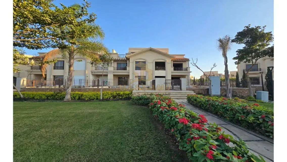 Luxury 3-Bedroom Apartment with Private Garden