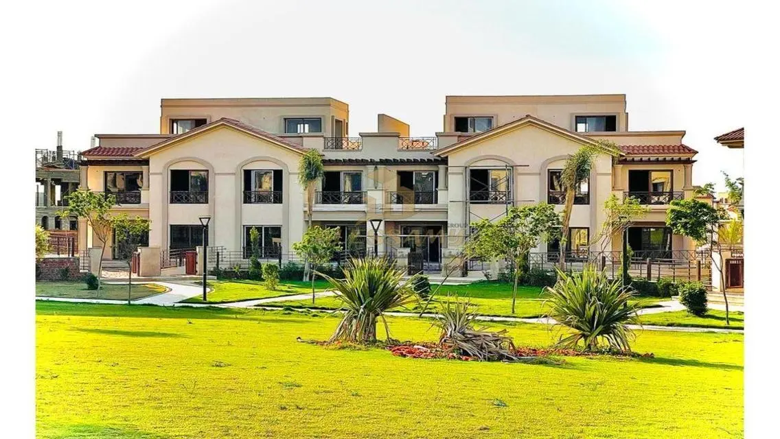Luxury 3-Bedroom Apartment with Private Garden