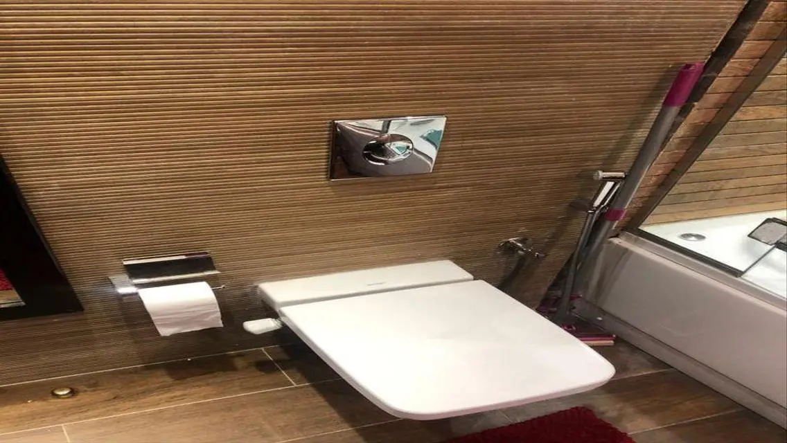 شقة فاخرة مميزة للبيع في موقع مثالي