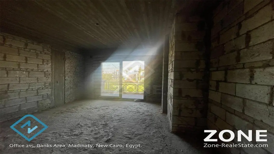 Luxury 300 sqm Apartment with Private Garden
