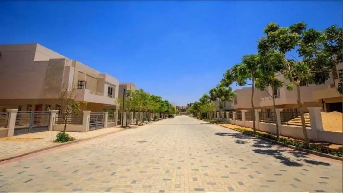 فيلا فاخرة بمساحة 603 متر بسعر 10,500,000