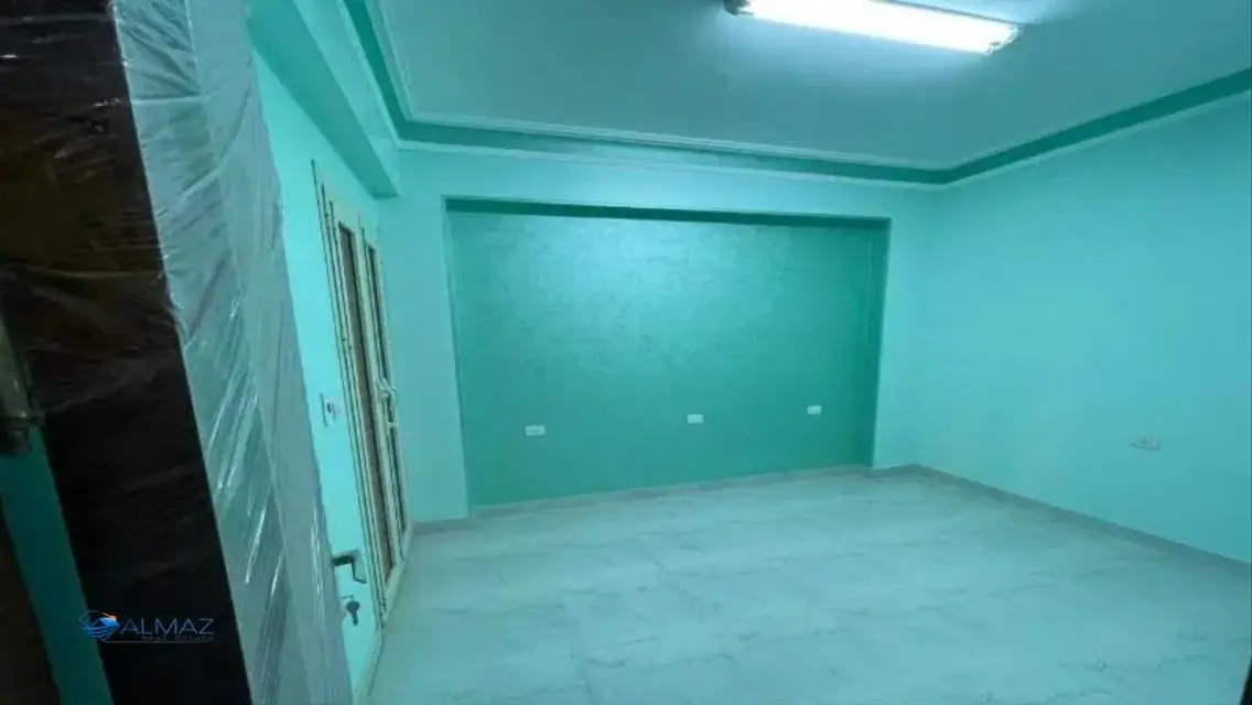 شقة مميزة للإيجار بـ 13000 جنيه في منطقة 2