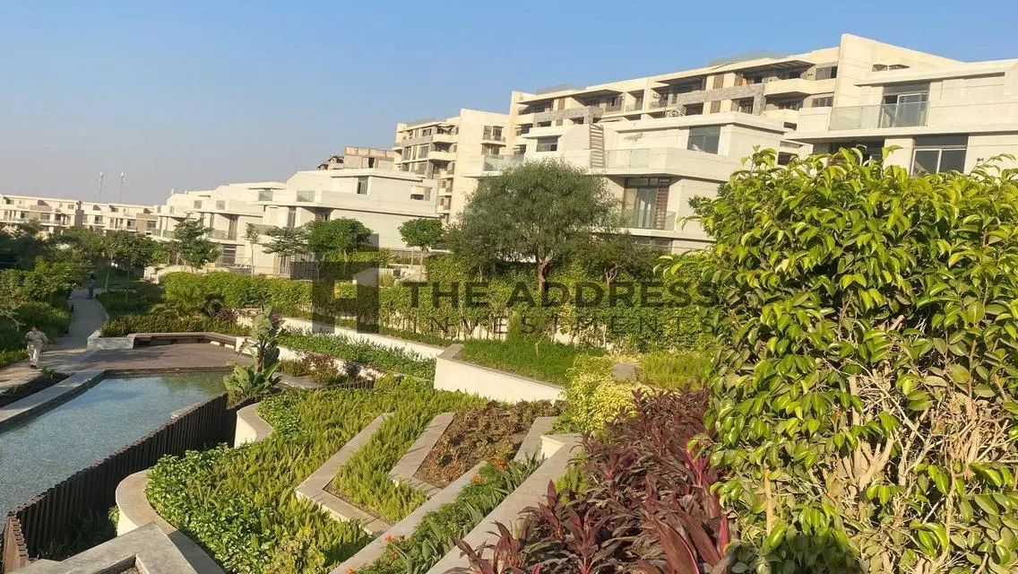Luxury Villa for Sale with Private Garden and Pool