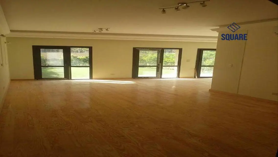 Luxury Apartment with Private Garden in Prime Location
