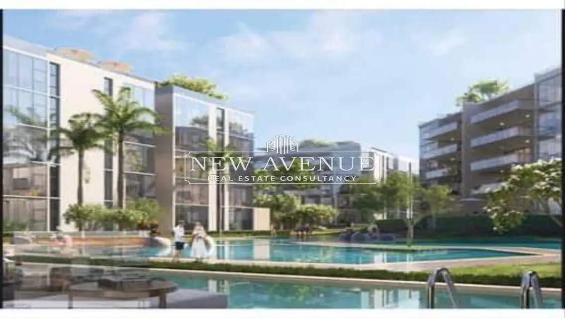 Stunning Lake-View Apartment