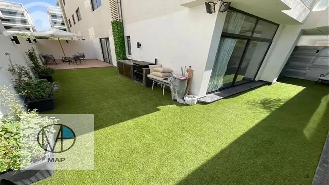 Luxury Villa for Sale with Spacious Design