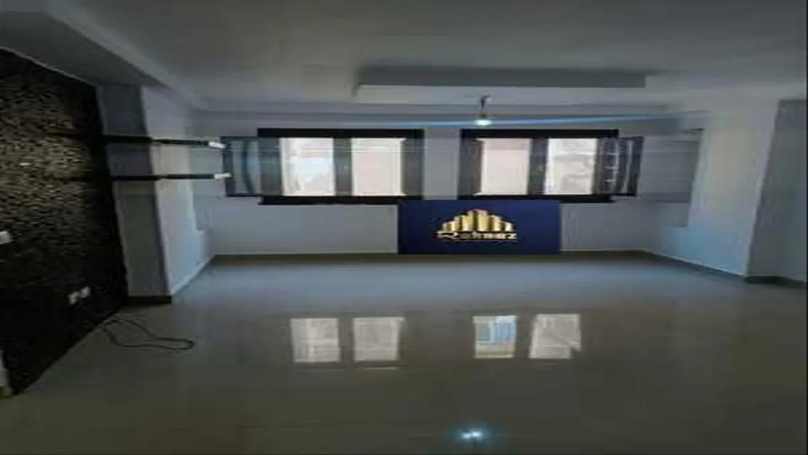 شقة رائعة للإيجار بمساحة 105 متر
