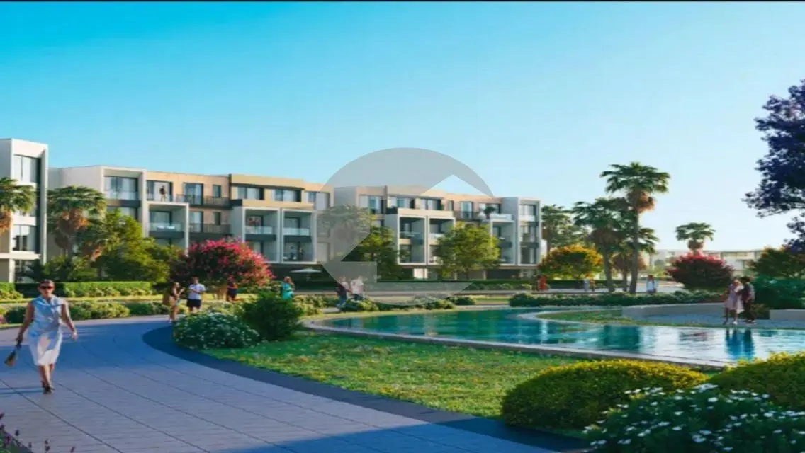 Luxurious Three-Bedroom Apartment in Palm Hills