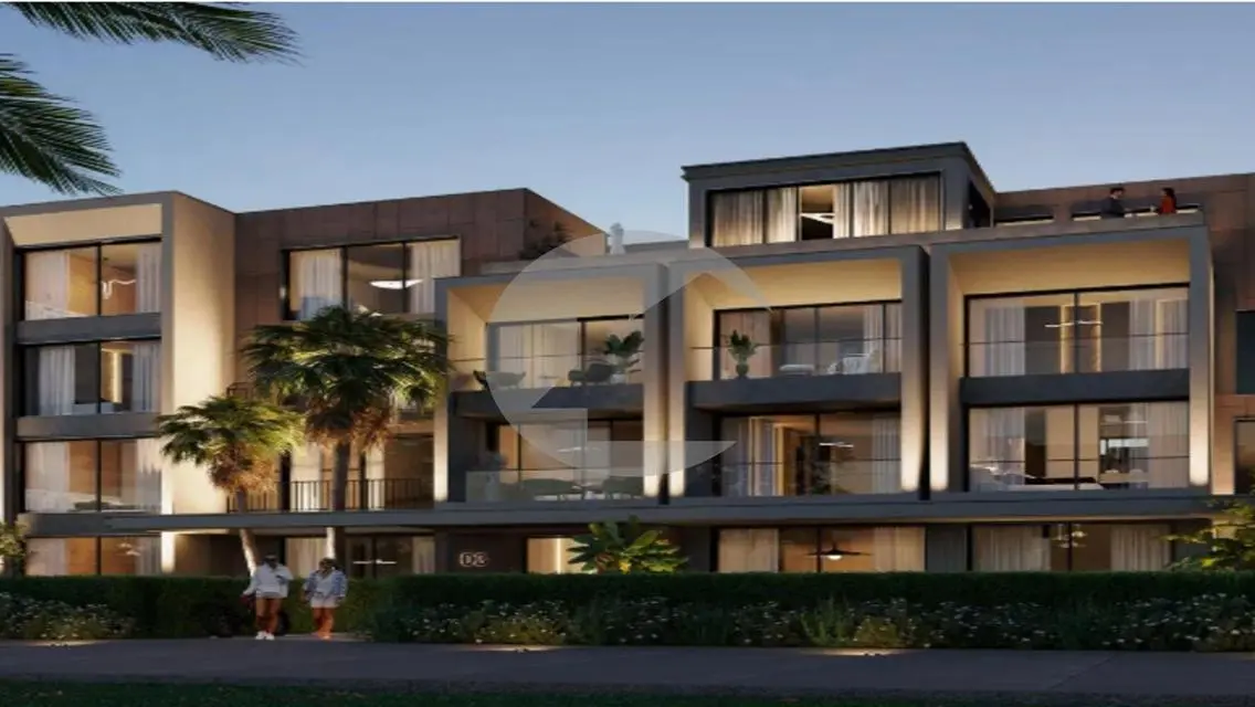 Luxurious Three-Bedroom Apartment in Palm Hills
