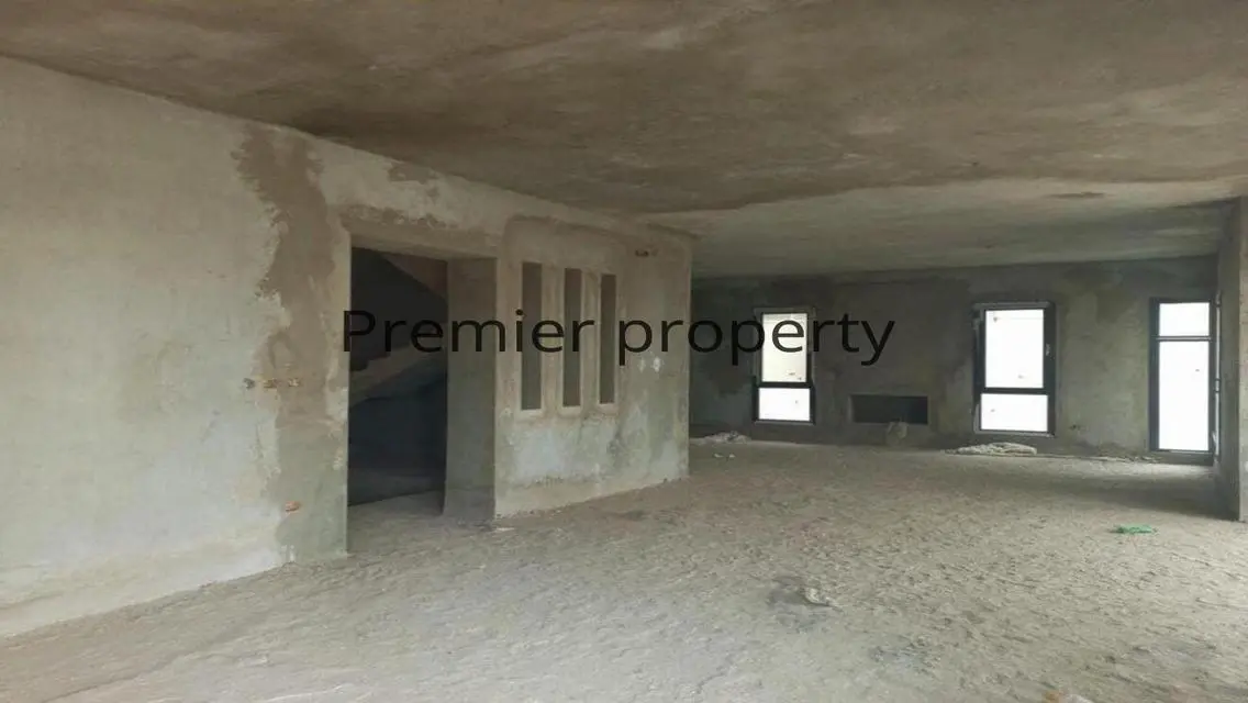 Luxury Villa with Spacious Living and Stunning Views