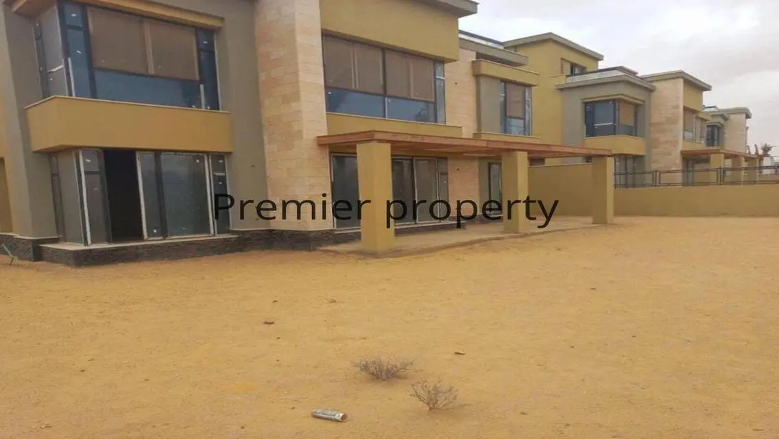 Luxury Villa with Spacious Living and Stunning Views